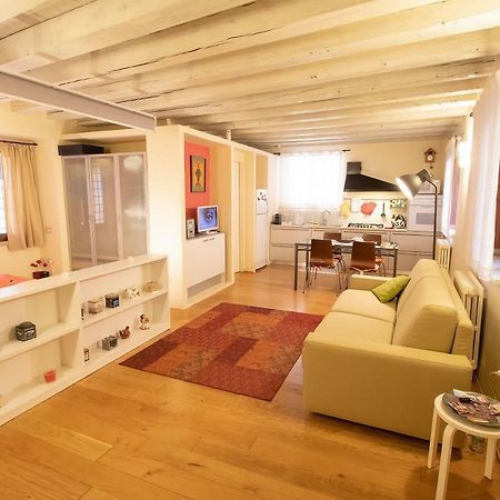 Lovely Apartment Sottoriva Werona Zewnętrze zdjęcie