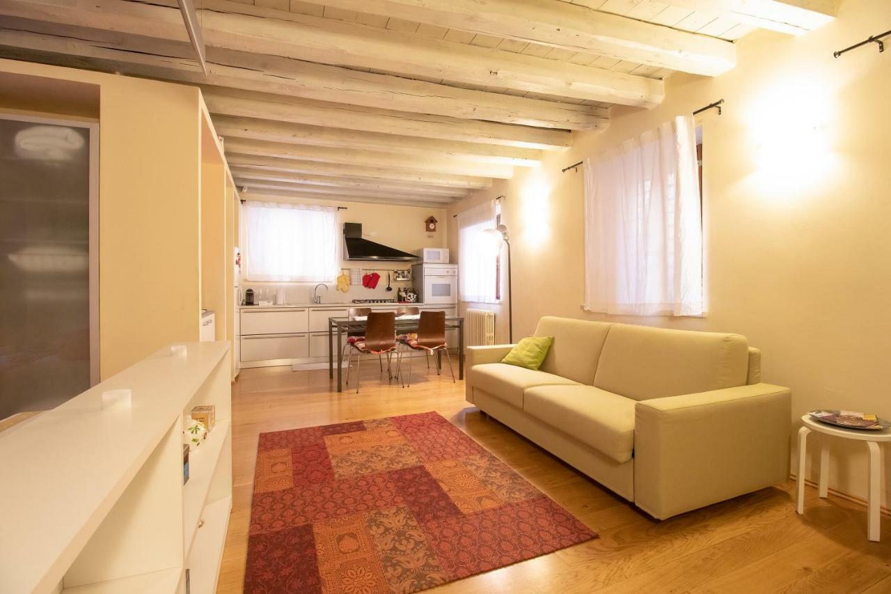 Lovely Apartment Sottoriva Werona Zewnętrze zdjęcie
