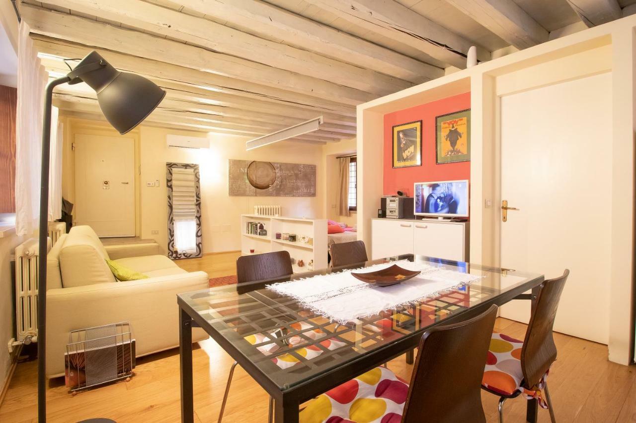 Lovely Apartment Sottoriva Werona Zewnętrze zdjęcie