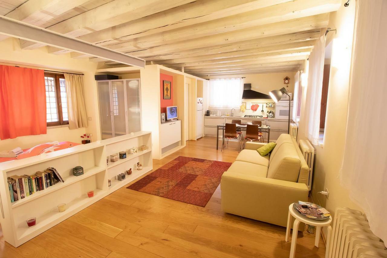 Lovely Apartment Sottoriva Werona Zewnętrze zdjęcie